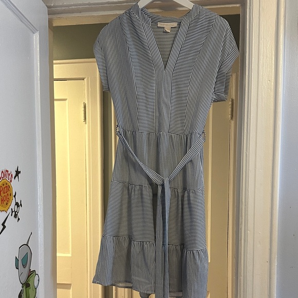 Dresses & Skirts - Striped V-Neck Dress